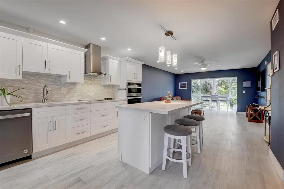 Unit for sale at 7787 Golf Cir Drive, Margate, FL 33063