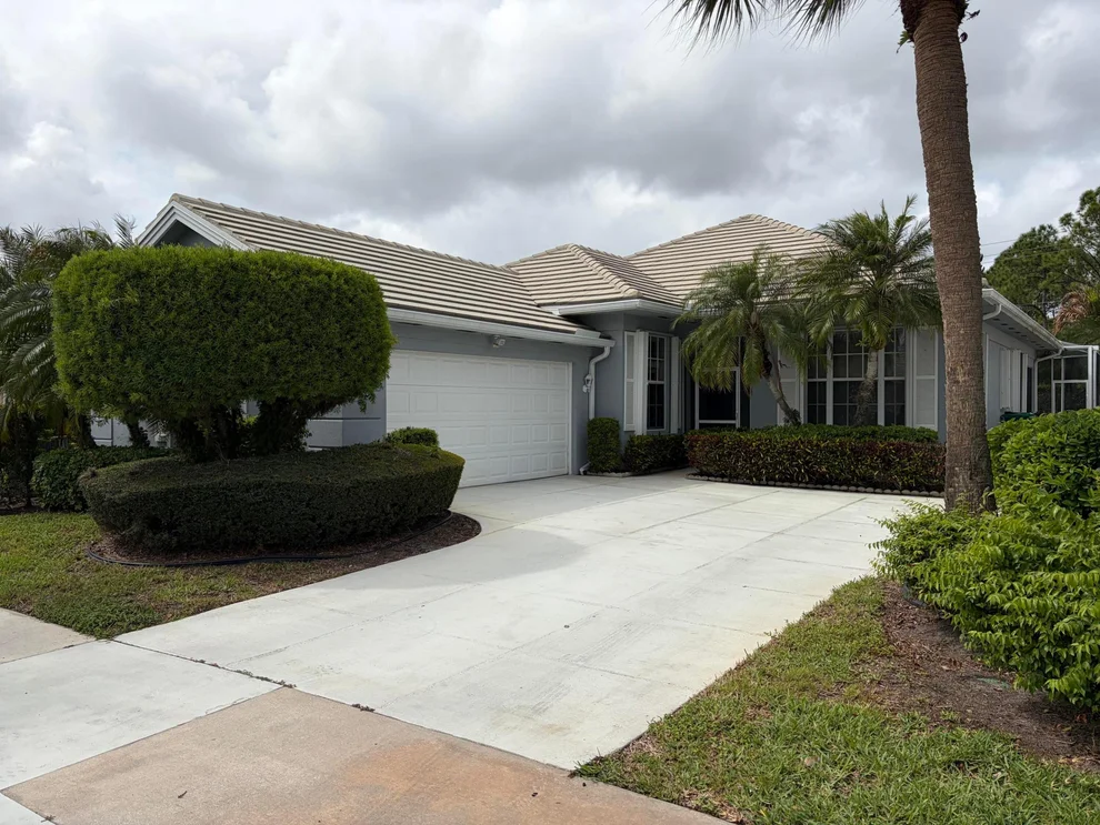 Unit for sale at 284 NW Bentley Circle, Port St Lucie, FL 34986