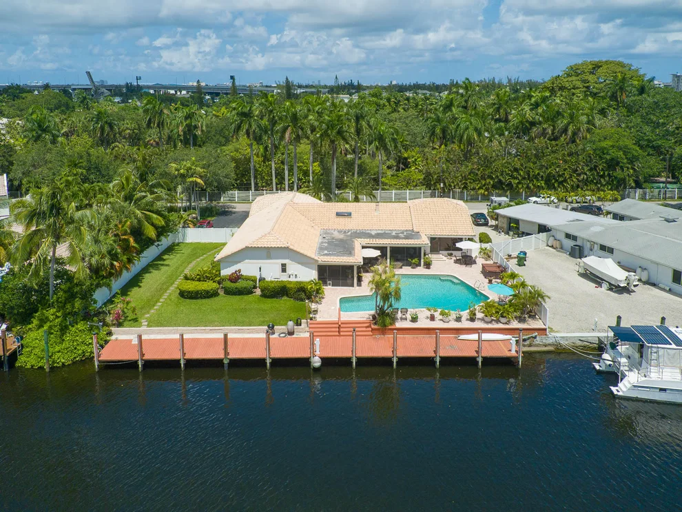 Unit for sale at 2323 SW 26th Avenue, Fort Lauderdale, FL 33312