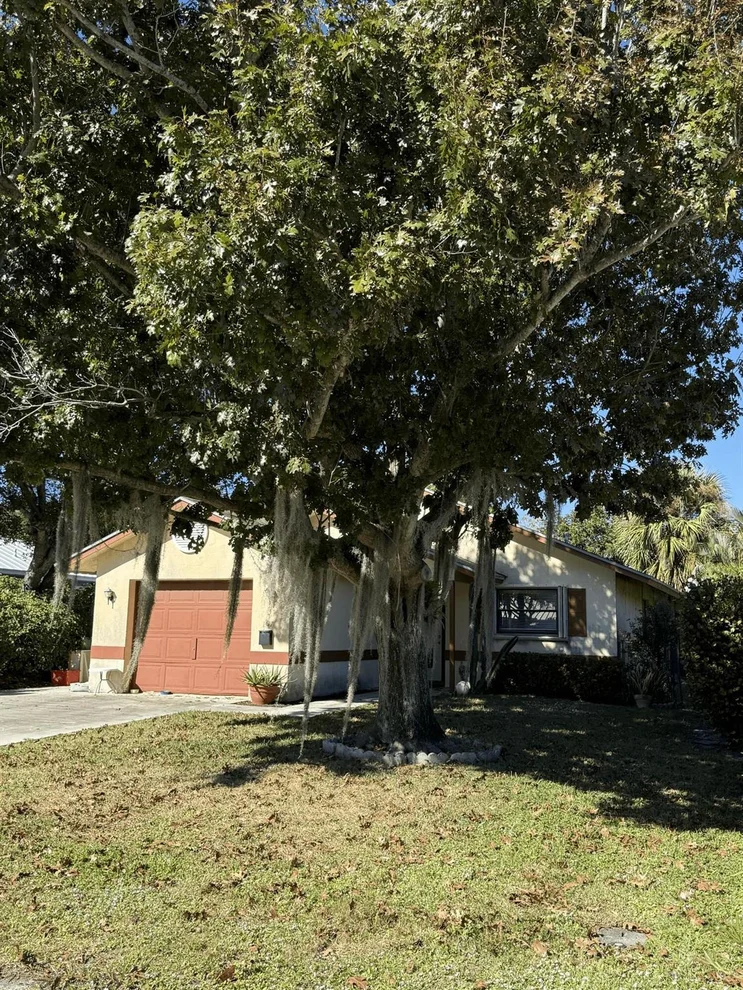 Unit for sale at 107 NE 10th Street, Delray Beach, FL 33444
