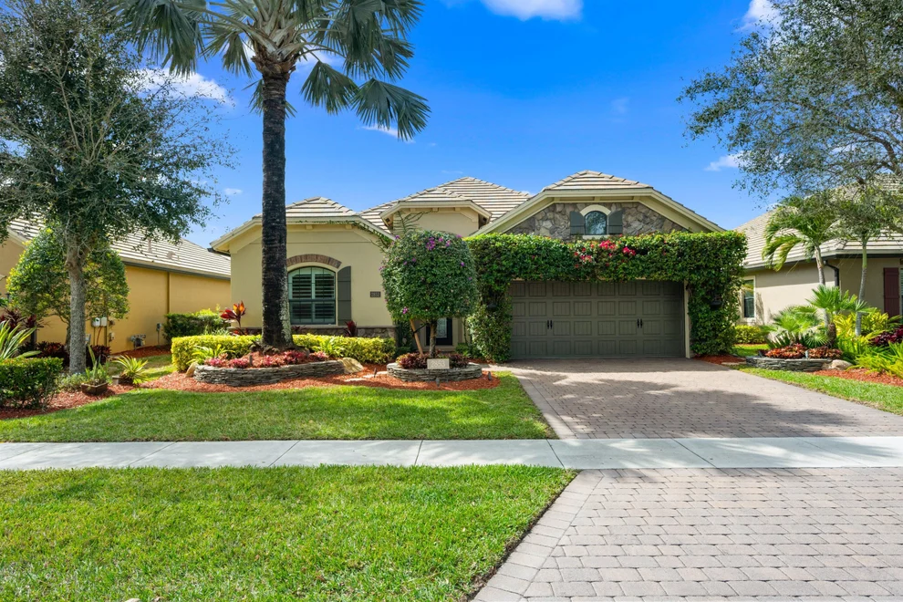 Unit for sale at 2853 Siena Circle, Wellington, FL 33414
