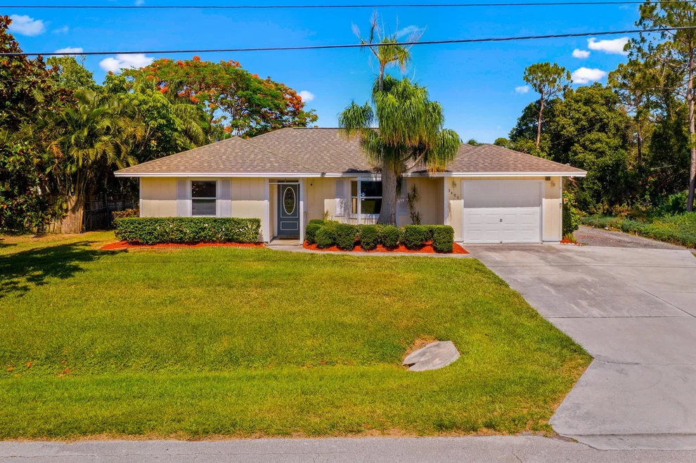 Unit for sale at 5406 Myrtle Drive, Fort Pierce, FL 34982
