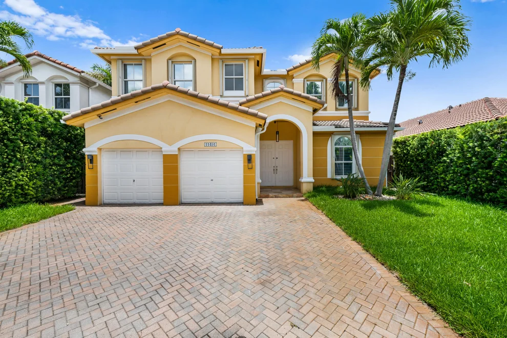 Unit for sale at 11491 NW 82nd Terrace NW, Doral, FL 33178