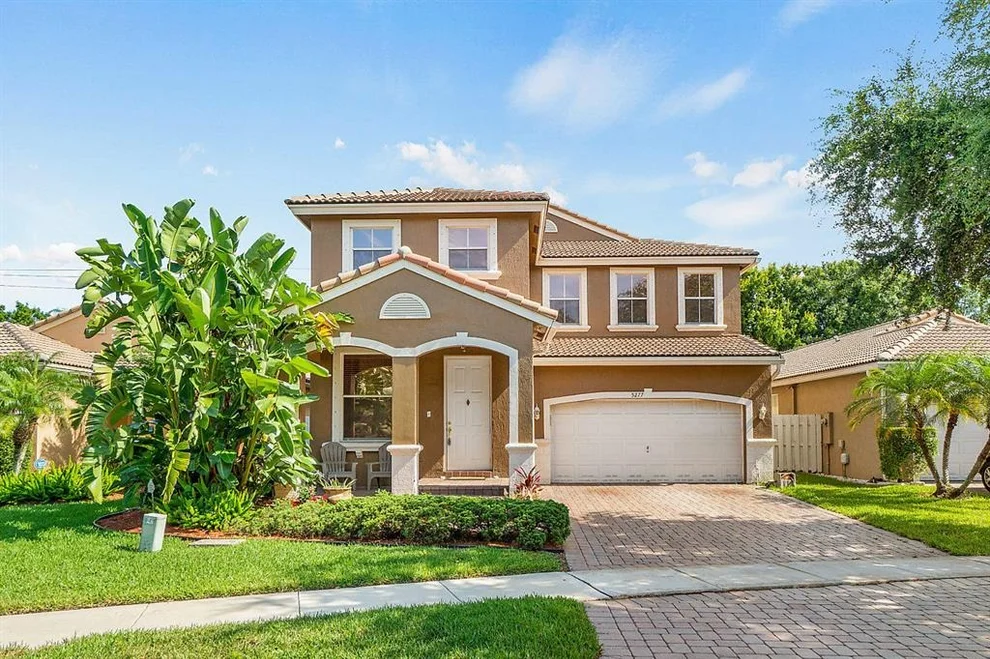 Unit for sale at 5277 Sancerre Circle, Lake Worth, FL 33463