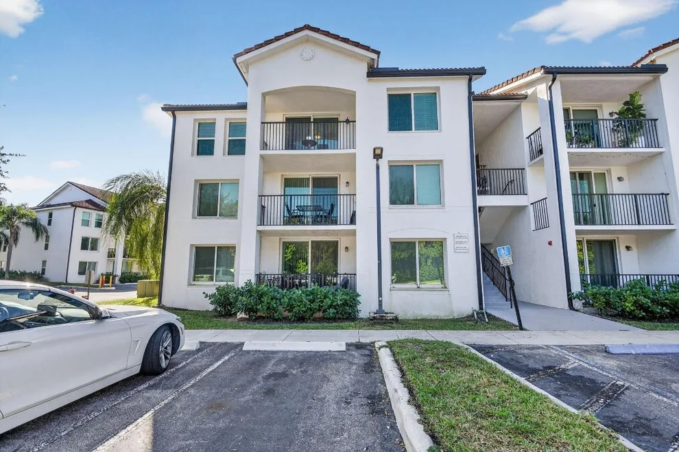 Unit for sale at 1017 Villa Circle, Boynton Beach, FL 33435