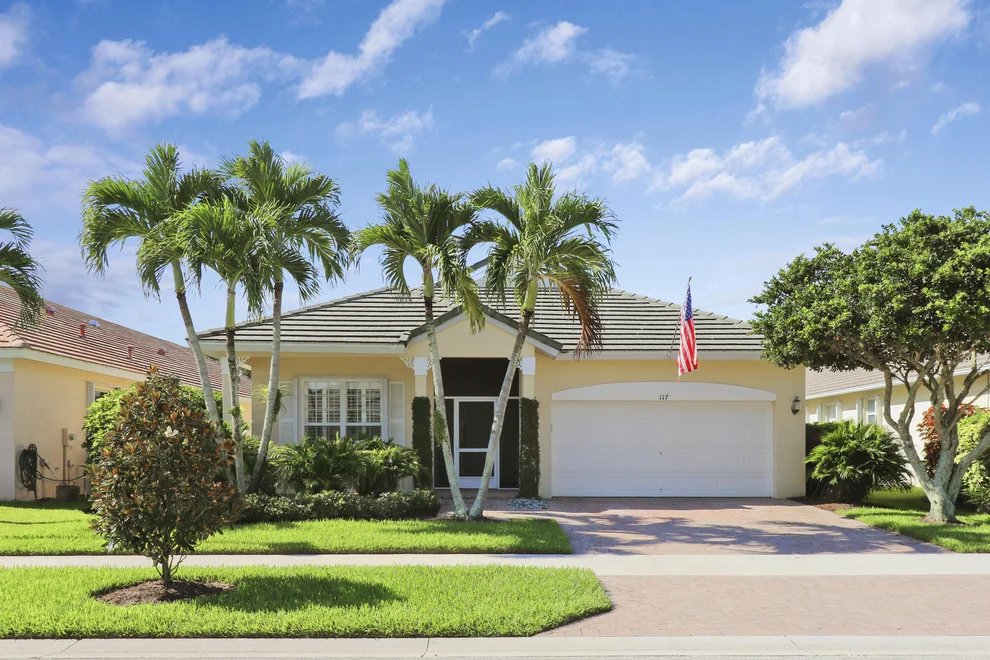 Unit for sale at 117 NW Berkeley Avenue, Port St Lucie, FL 34986