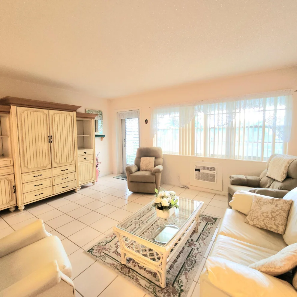 Unit for sale at 164 Sheffield G, West Palm Beach, FL 33417