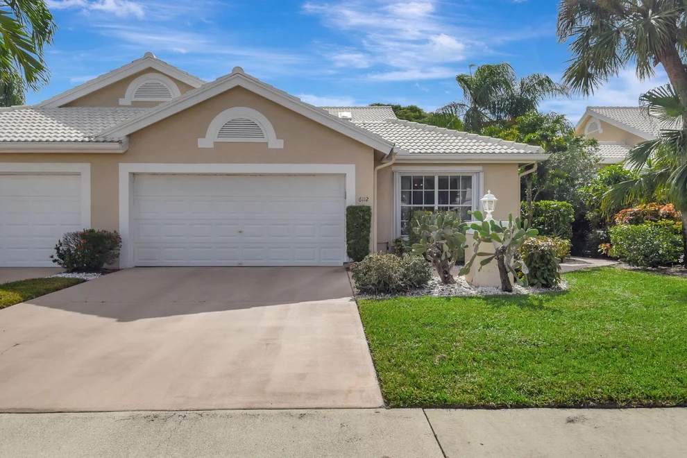 Unit for sale at 6112 Greenspointe Drive, Boynton Beach, FL 33437