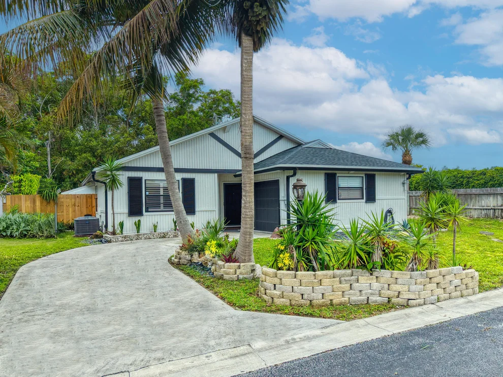 Unit for sale at 6062 Bania Wood Circle, Lake Worth, FL 33462