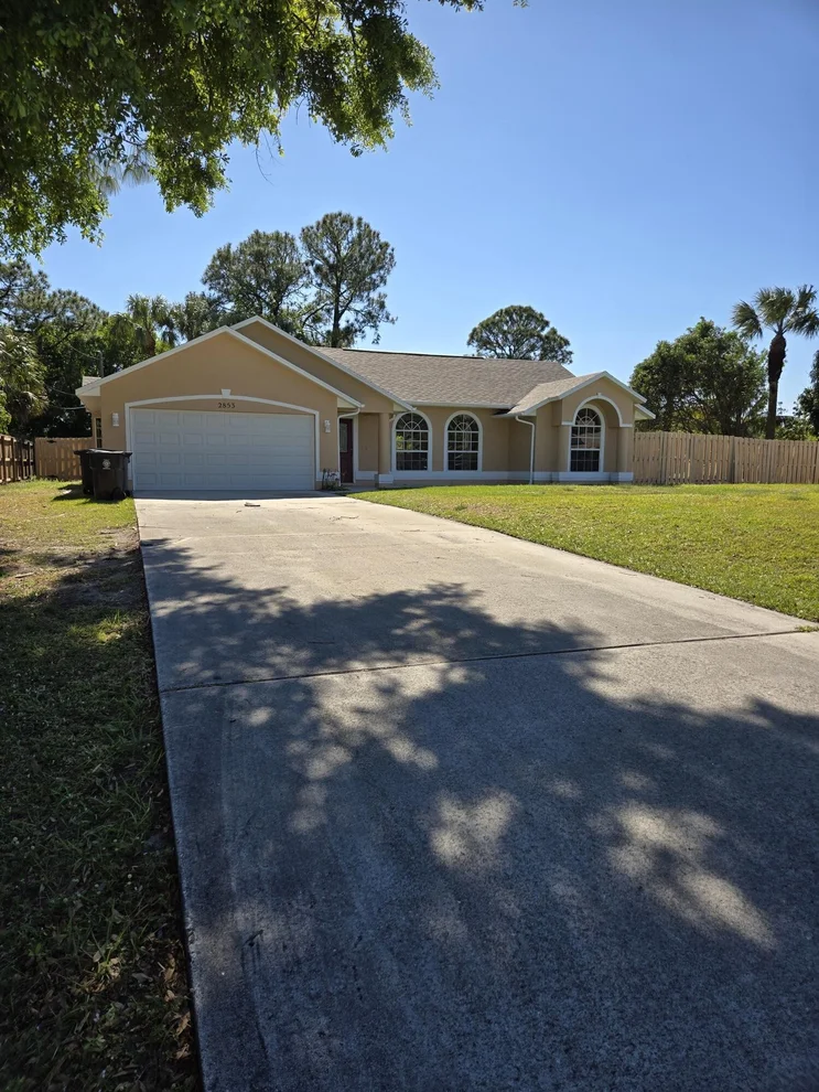 Unit for sale at 2853 SW East Louise Circle, Port St Lucie, FL 34953