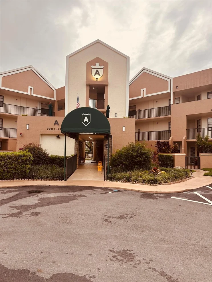 Unit for sale at 7213 Fairfax Drive, Fort Lauderdale, FL 33321
