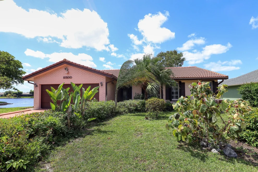 Unit for sale at 10500 NW 71st Place, Tamarac, FL 33321