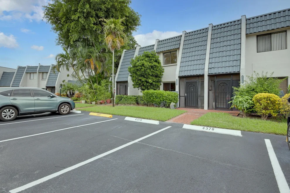 Unit for sale at 4376 Fountains Drive, Lake Worth, FL 33467
