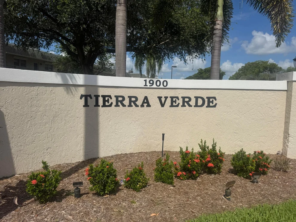 Unit for sale at 1900 S Kanner Highway, Stuart, FL 34994
