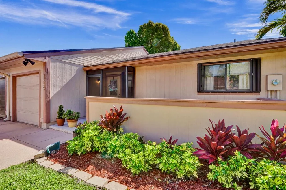 Unit for sale at 124 Mayfair Lane, Boynton Beach, FL 33426