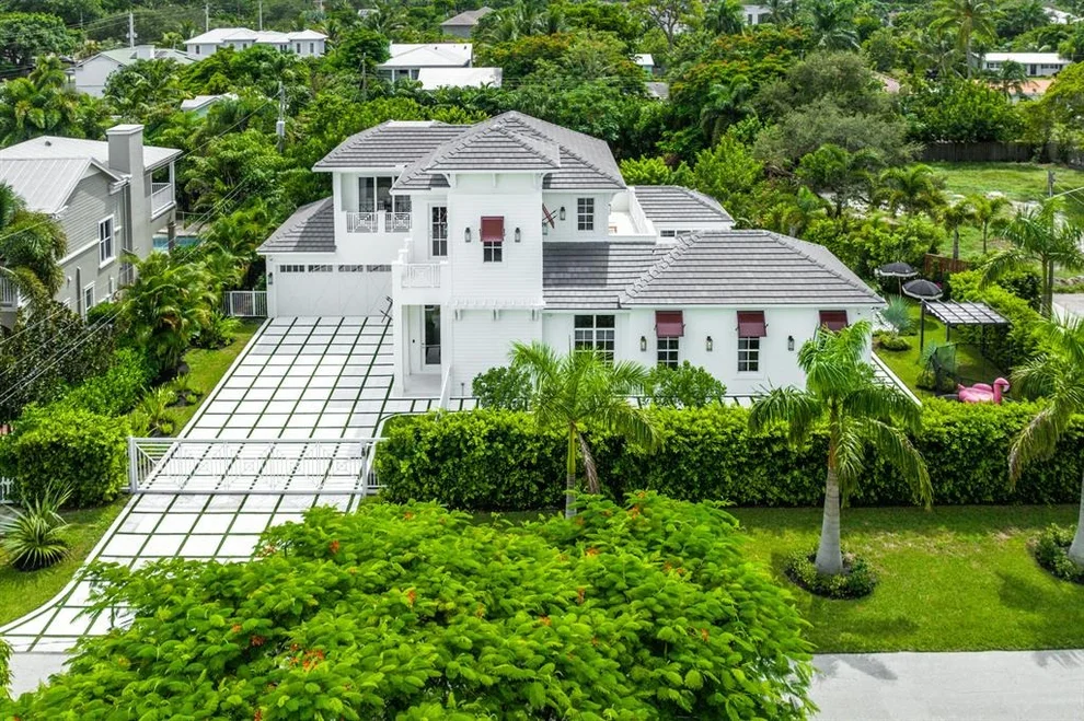 Unit for sale at 216 NW 11th Street, Boca Raton, FL 33432