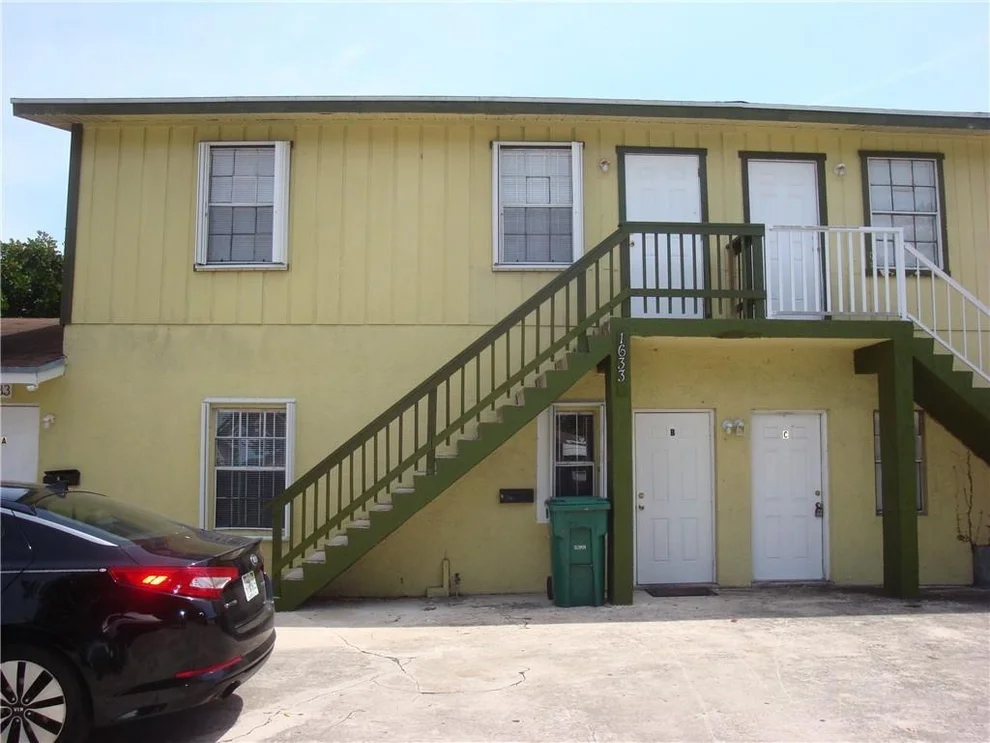 Unit for sale at 1633 W 28th Street, Riviera Beach, FL 33404
