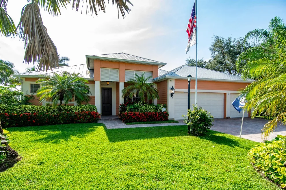 Unit for sale at 430 SW 22nd Avenue Sw SW, Vero Beach, FL 32962