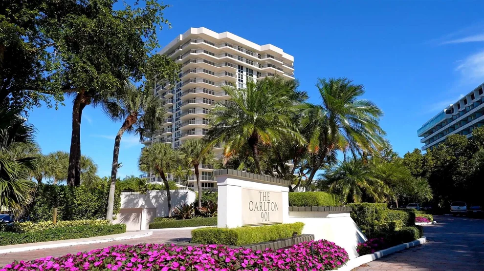 Unit for sale at 901 E Camino Real, Boca Raton, FL 33432
