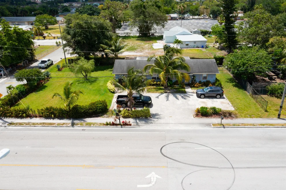 Unit for sale at 3642 Melaleuca Lane, Lake Worth, FL 33461