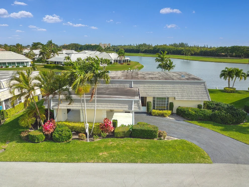 Unit for sale at 398 French Royale Circle, Atlantis, FL 33462