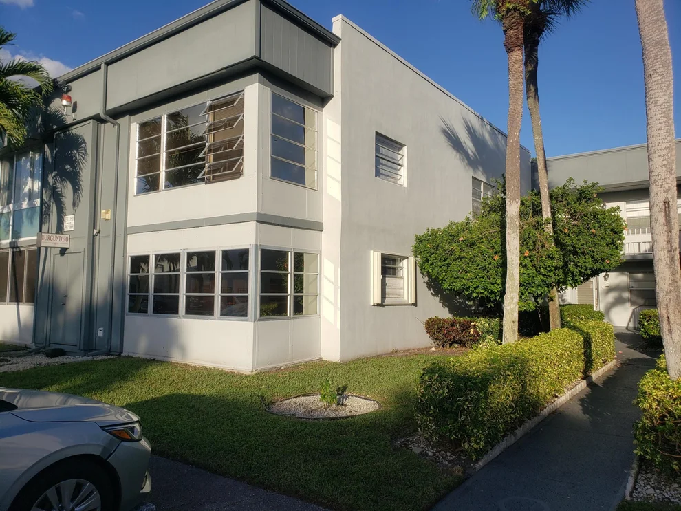 Unit for sale at 688 Burgundy O, Delray Beach, FL 33484