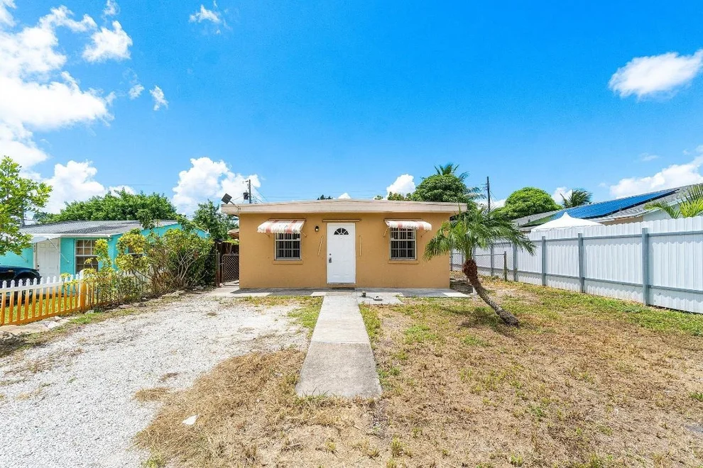 Unit for sale at 1228 Highview Road, Lake Worth, FL 33462