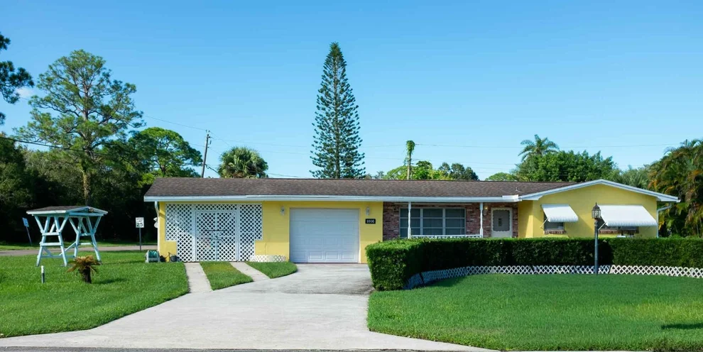 Unit for sale at 8006 Santana Avenue, Fort Pierce, FL 34951
