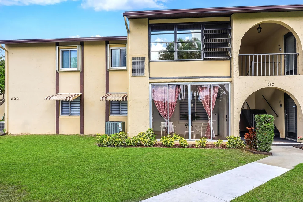 Unit for sale at 302 Pine Ridge Circle, Greenacres, FL 33463
