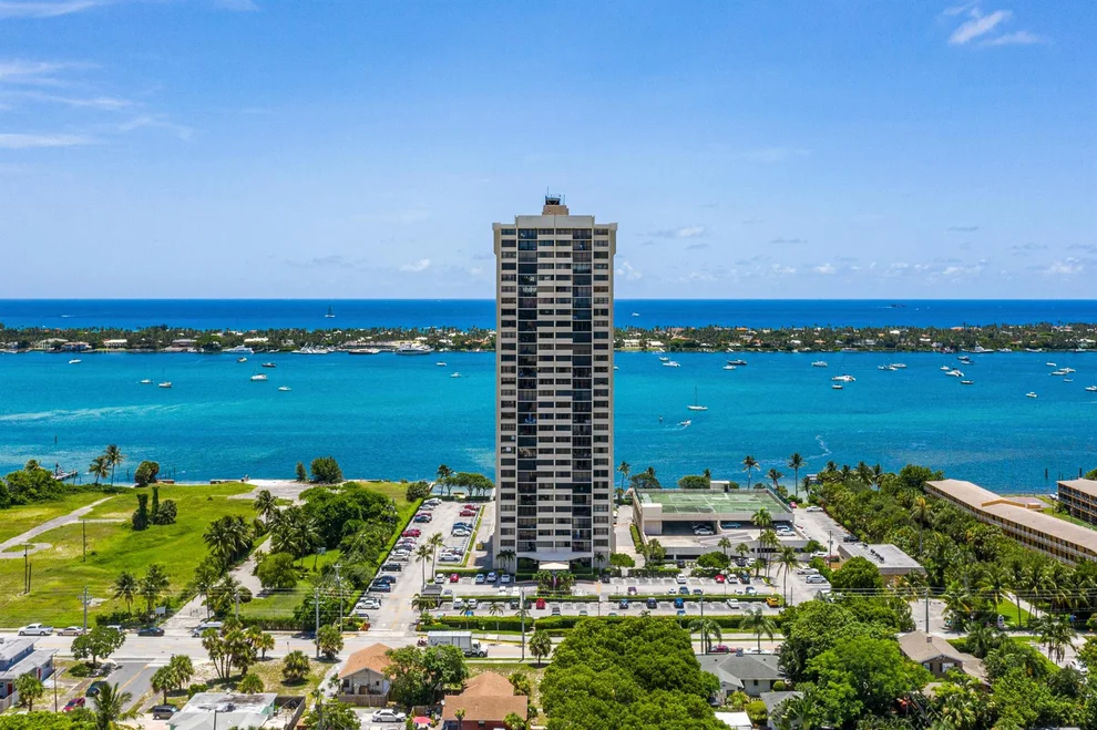 Unit for sale at 5600 N Flagler Drive, West Palm Beach, FL 33407