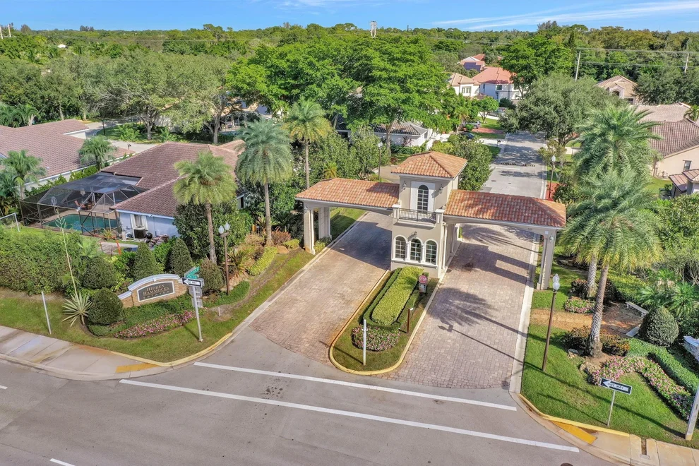 Unit for sale at 4944 Chardonnay Drive, Coral Springs, FL 33067