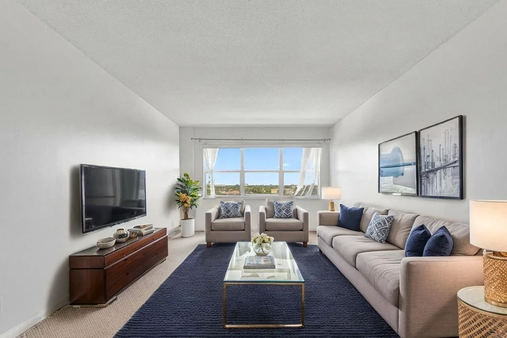 Unit for sale at 2555 NE 11th Street, Fort Lauderdale, FL 33304