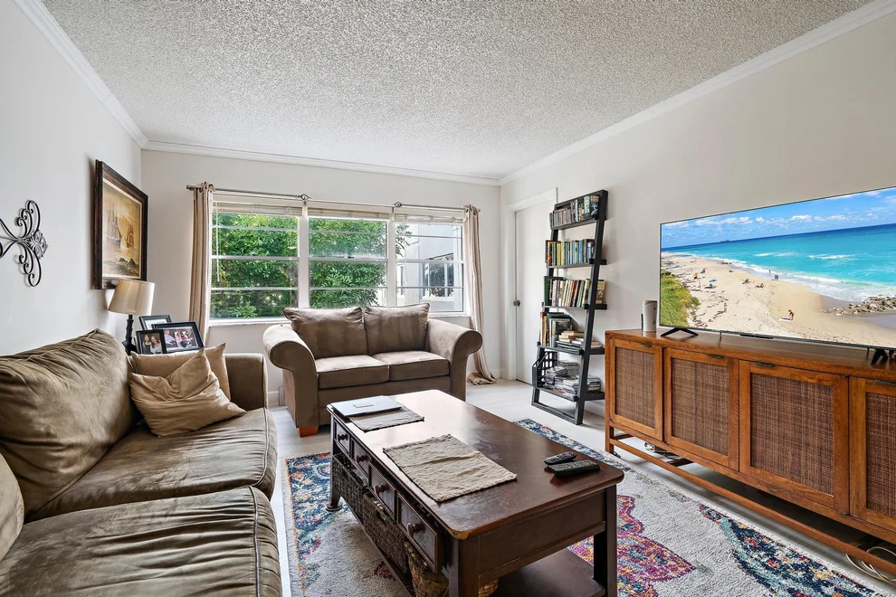 Unit for sale at 1516 S Lakeside Drive, Lake Worth Beach, FL 33460