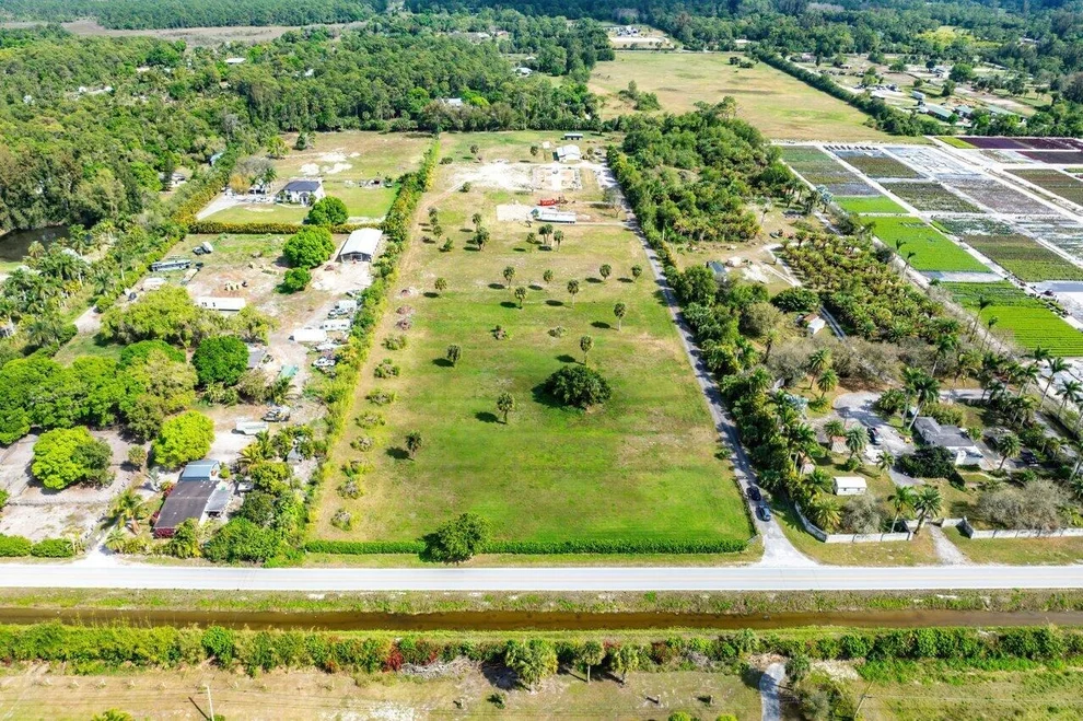 Unit for sale at 2962 D Road, Loxahatchee Groves, FL 33470