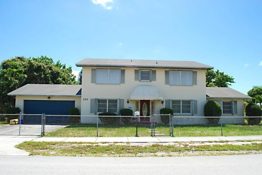 Unit for sale at 101 NW 9th Avenue, Delray Beach, FL 33444