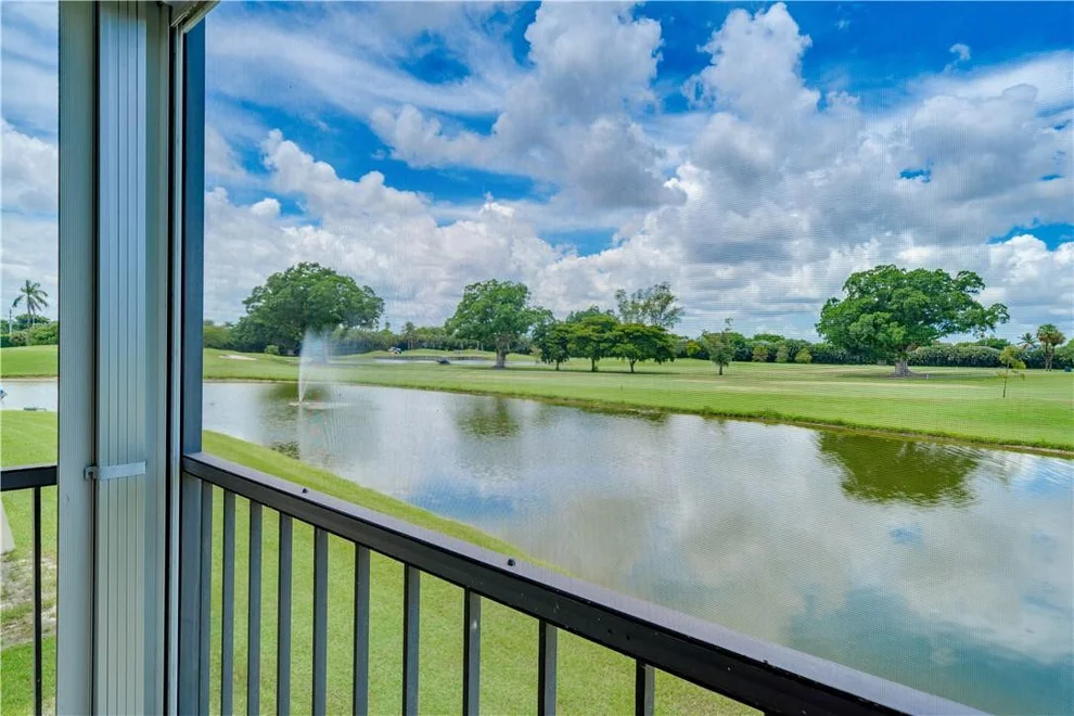 Unit for sale at 9923 S Hollybrook Lake Drive, Pembroke Pines, FL 33025