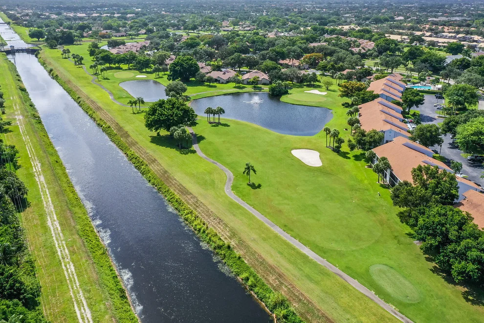 Unit for sale at 5054 Golfview Court, Delray Beach, FL 33484