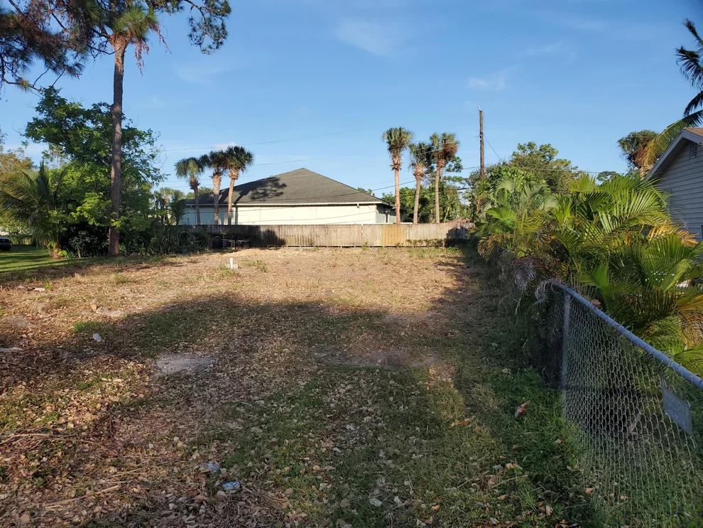 Unit for sale at 2398 Caroma Lane, West Palm Beach, FL 33415