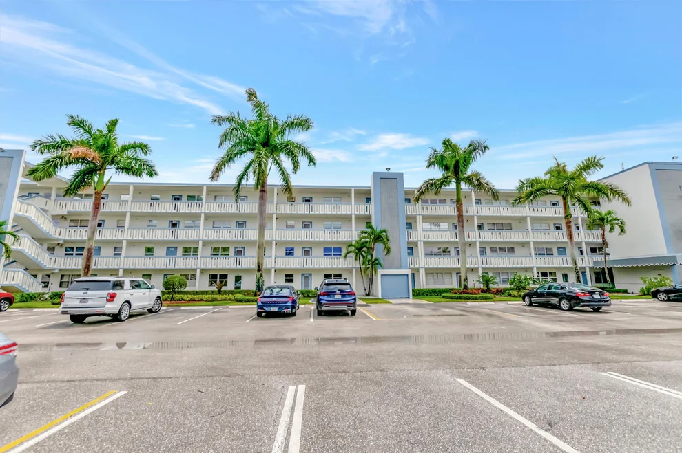 Unit for sale at 1072 Yarmouth D, Boca Raton, FL 33434