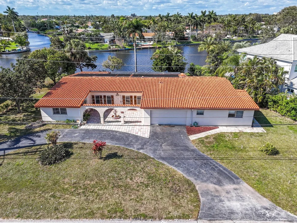 Unit for sale at 7945 Pine Tree Lane, West Palm Beach, FL 33406
