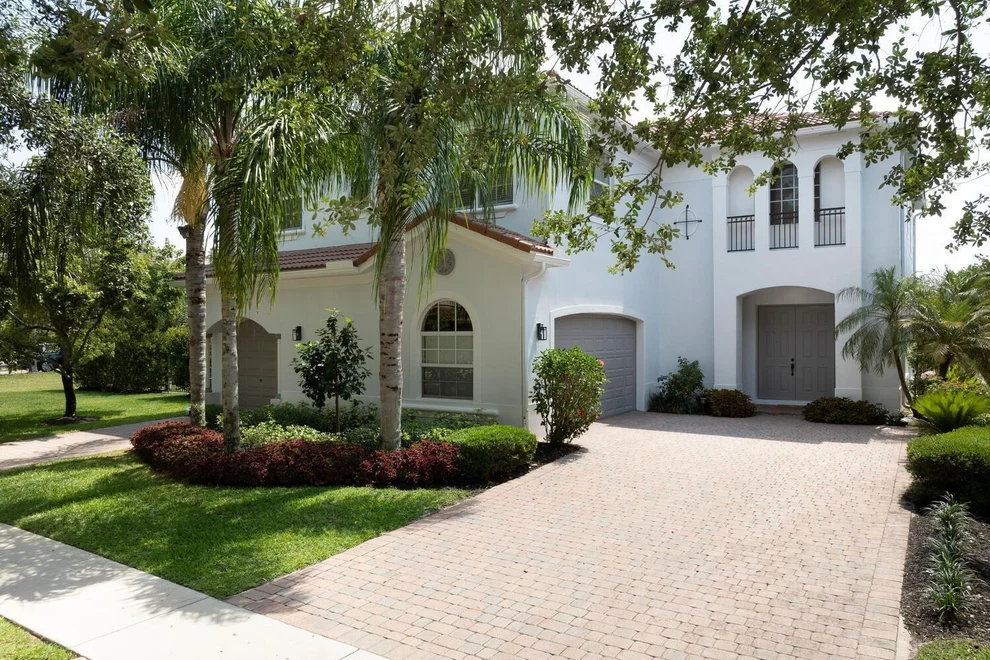 Unit for sale at 8643 Cobblestone Point Circle, Boynton Beach, FL 33472