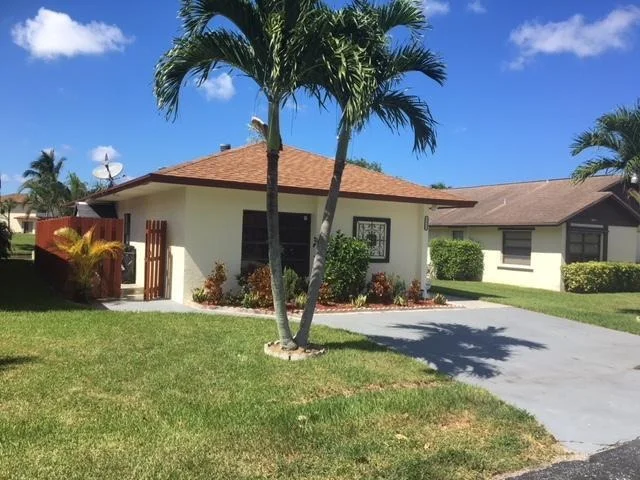 Unit for sale at 5423 Mendoza Street, West Palm Beach, FL 33415