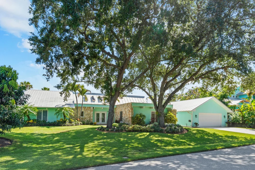 Unit for sale at 220 SW WILLOW LAKE Trail, Stuart, FL 34997