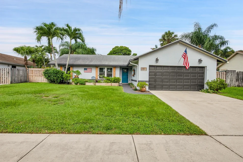 Unit for sale at 745 NW 41st Terrace, Deerfield Beach, FL 33442