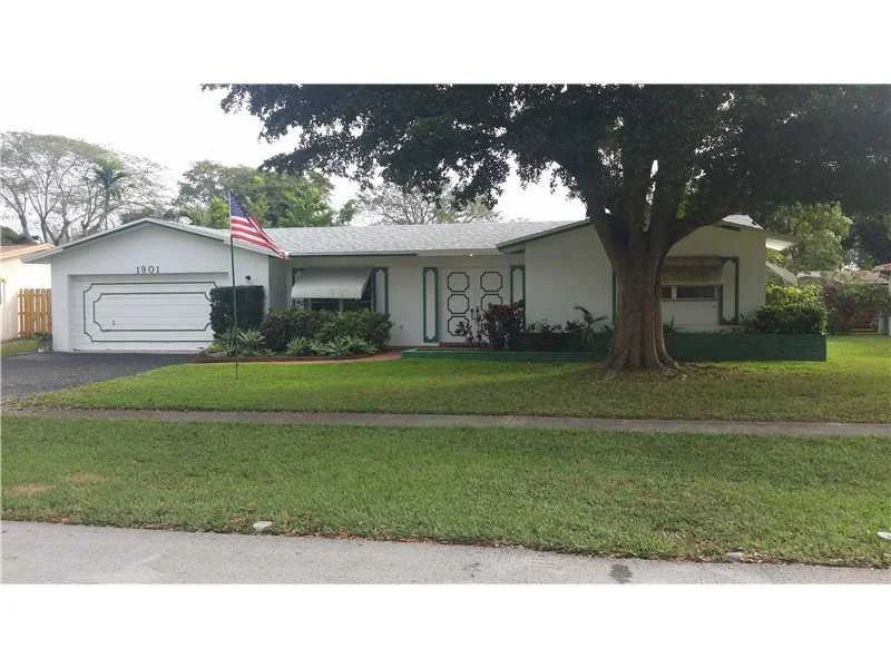 Unit for sale at 1901 NW 118 Avenue, Pembroke Pines, FL 33026