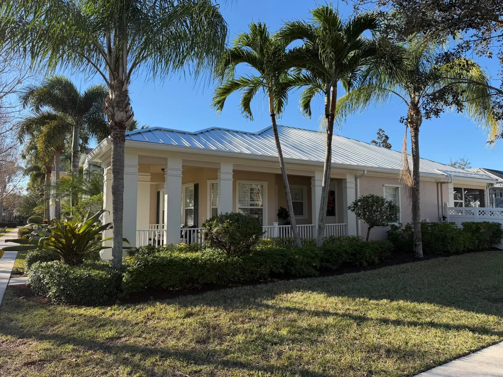 Unit for sale at 102 Bonaire Lane, Jupiter, FL 33458