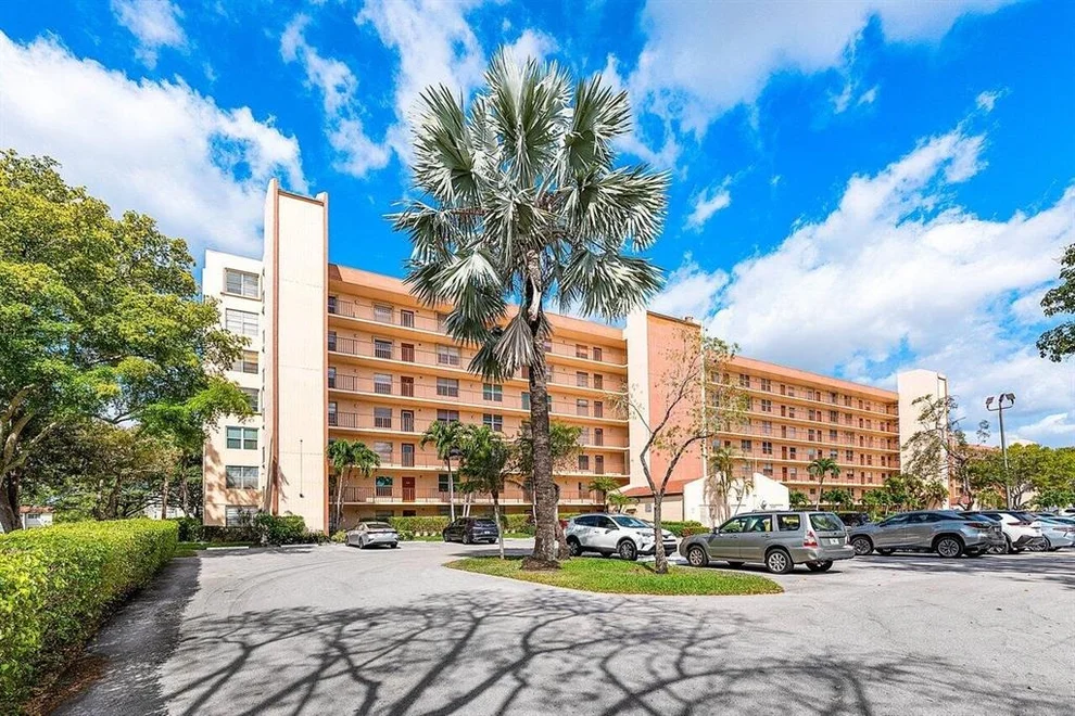Unit for sale at 14671 Bonaire Boulevard, Delray Beach, FL 33446