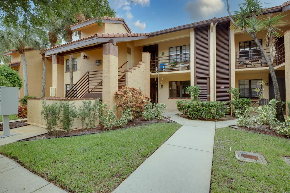 Unit for sale at 11216 Aspen Glen Drive, Boynton Beach, FL 33437