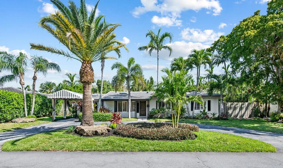 Unit for sale at 2709 NE 30th Street, Fort Lauderdale, FL 33306