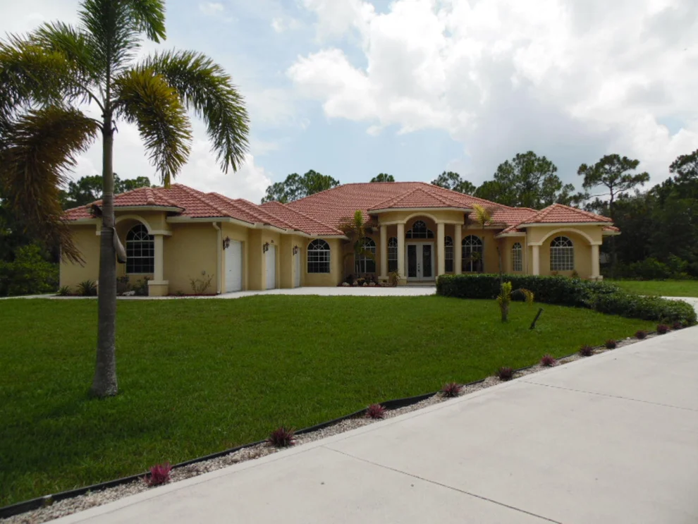 Unit for sale at 6725 Apache Boulevard, Loxahatchee, FL 33470